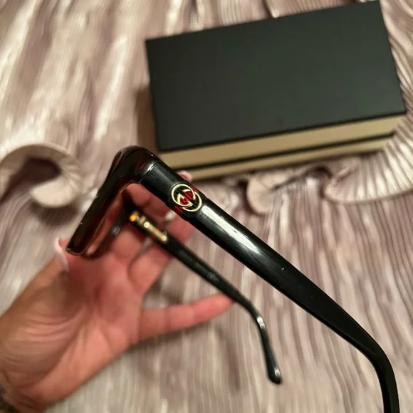 Gucci Tortoise Shell Women's Glasses - Picture 2 of 14